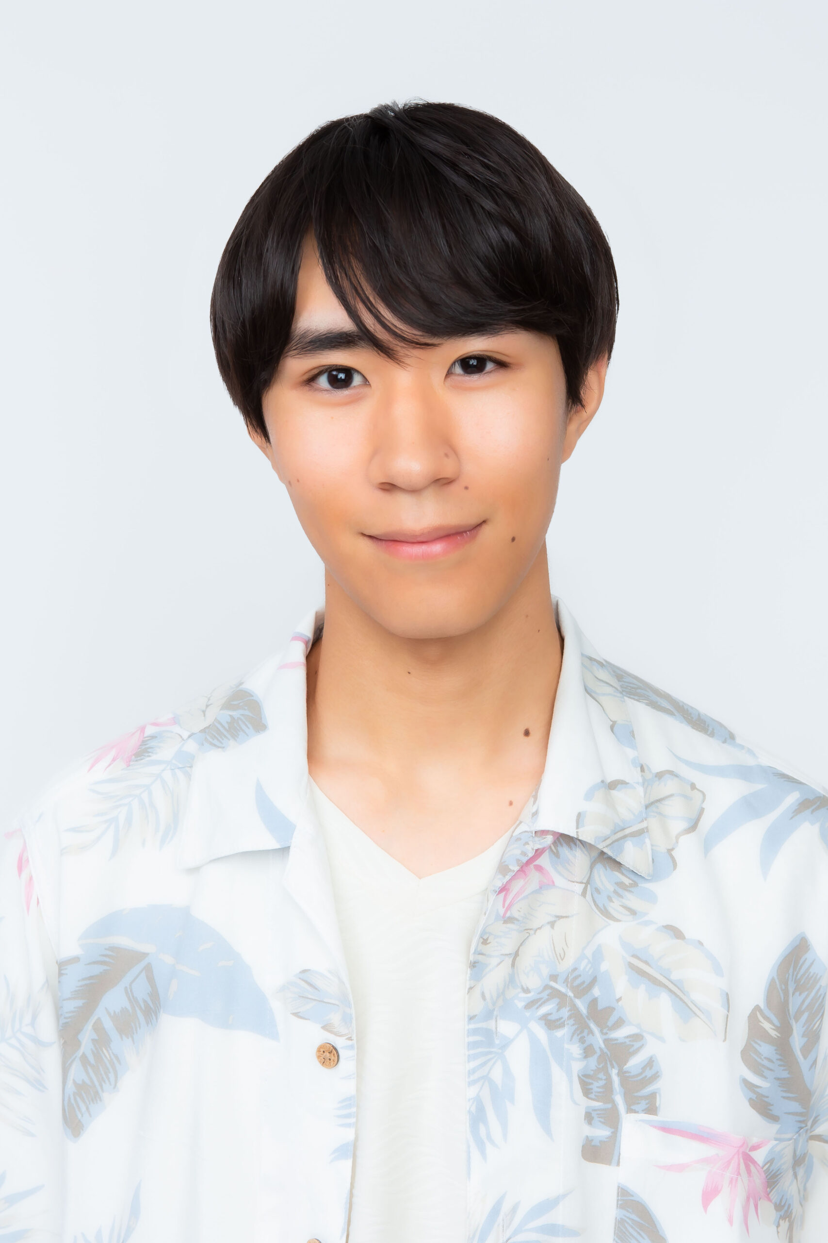 ラジオCM「西宮ハウジングスタッフ」に出演させていただきます。